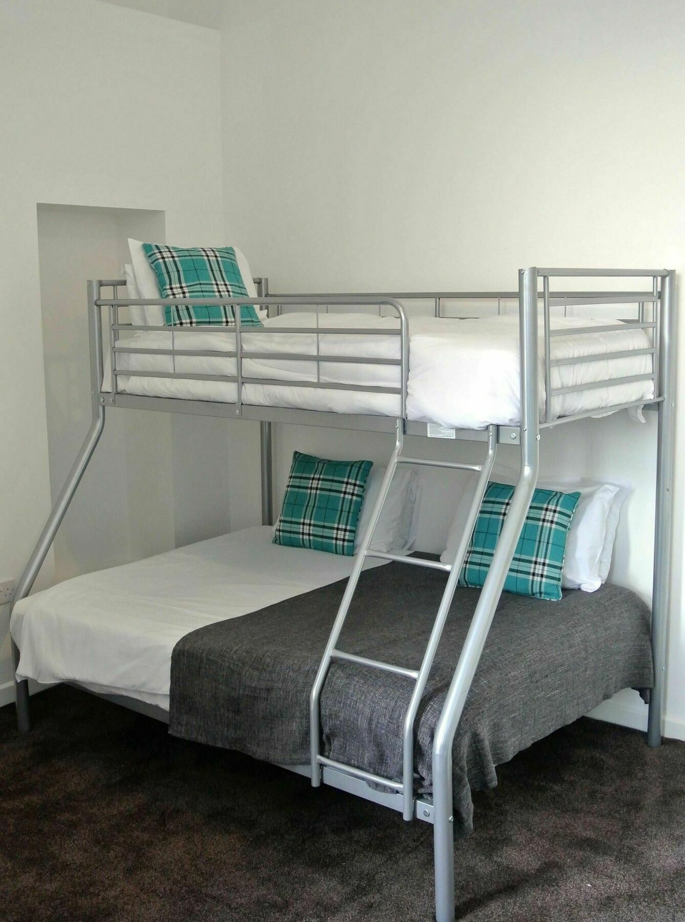 Approved Serviced Apartments Gorse Hill Manchester Exteriör bild