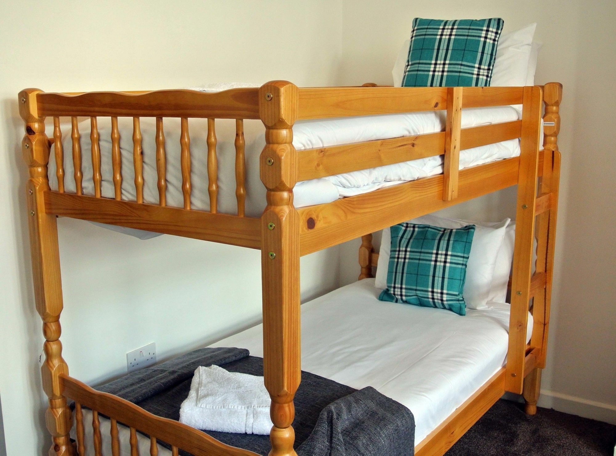 Approved Serviced Apartments Gorse Hill Manchester Exteriör bild